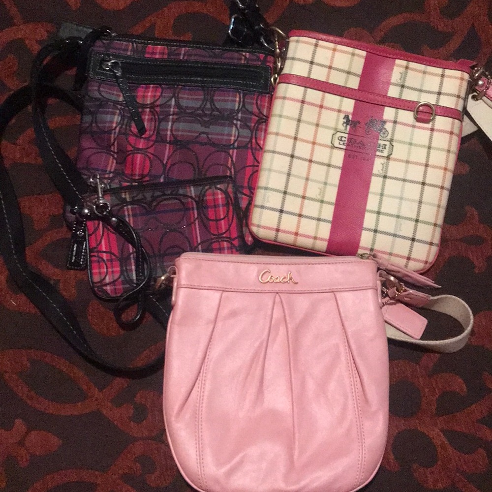Bundle of Coach crossbody bags.